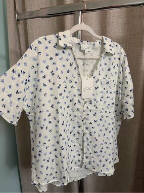 Gilli White Shirt with Blue Floral Print